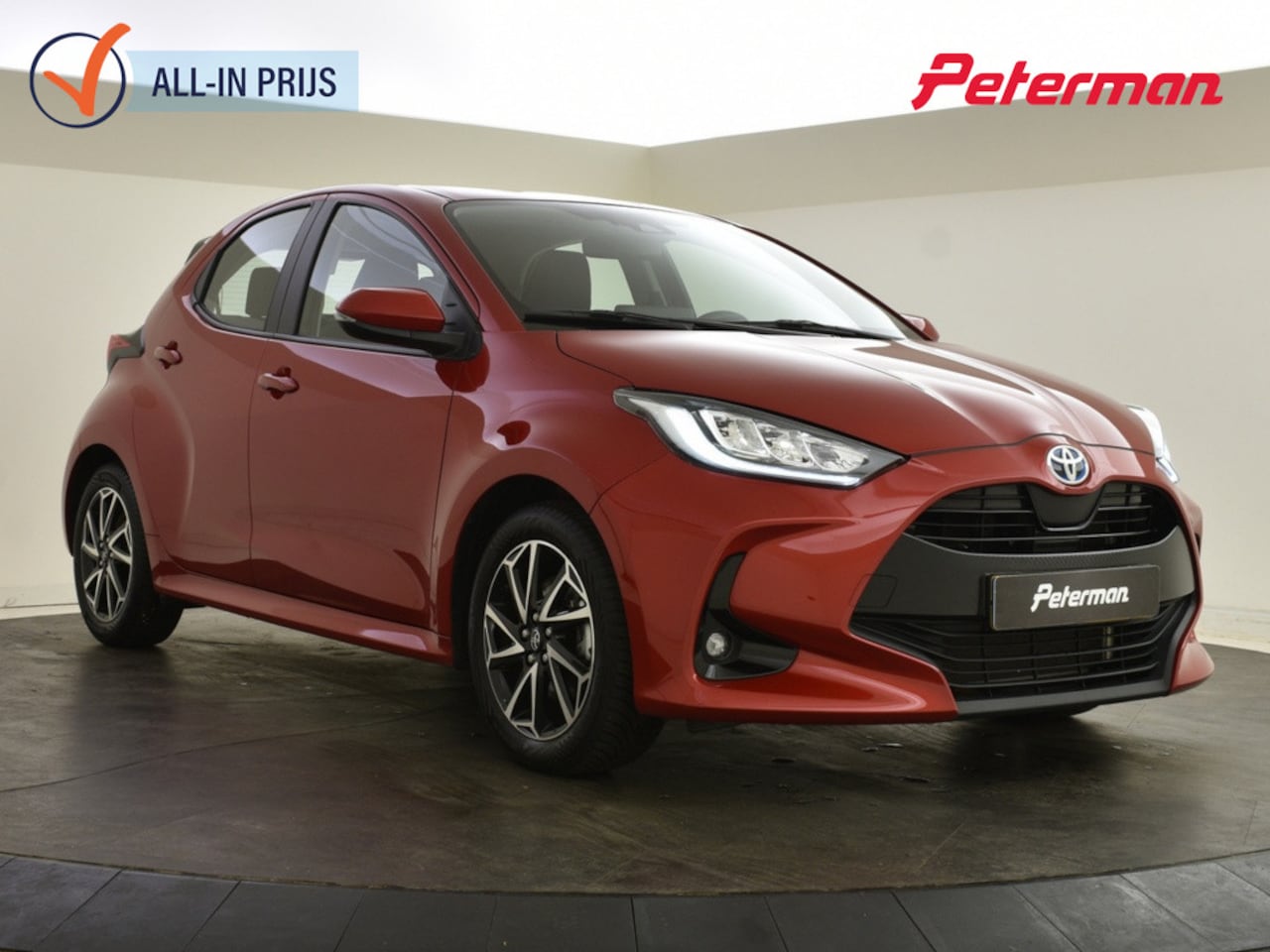 Toyota Yaris - 1.5 Hybrid Dynamic | All Season | Key less | DAB | Carplay - AutoWereld.nl