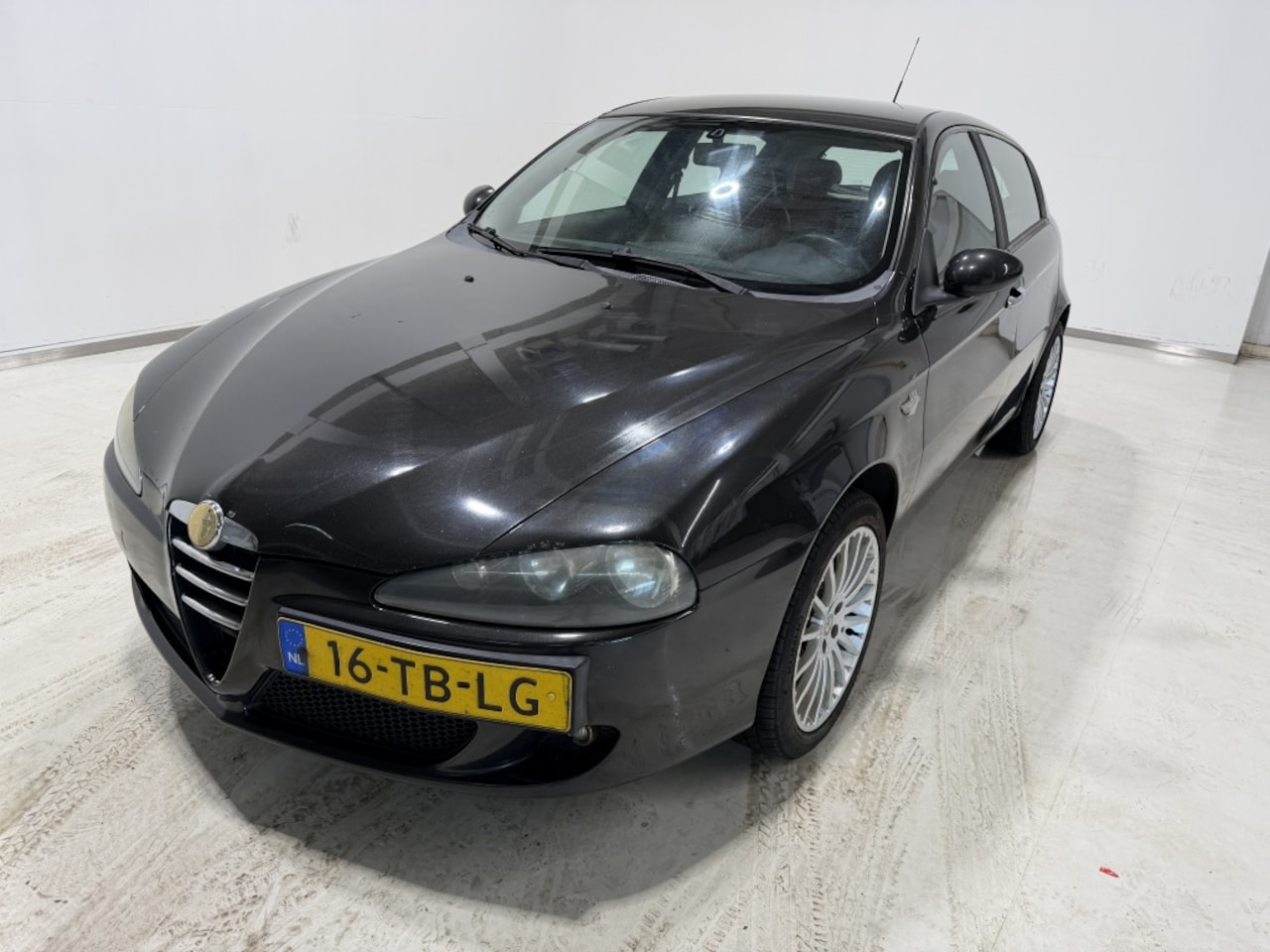 Alfa Romeo 147 - 1.9 JTD Collezione 1.9 JTD Collezione - AutoWereld.nl