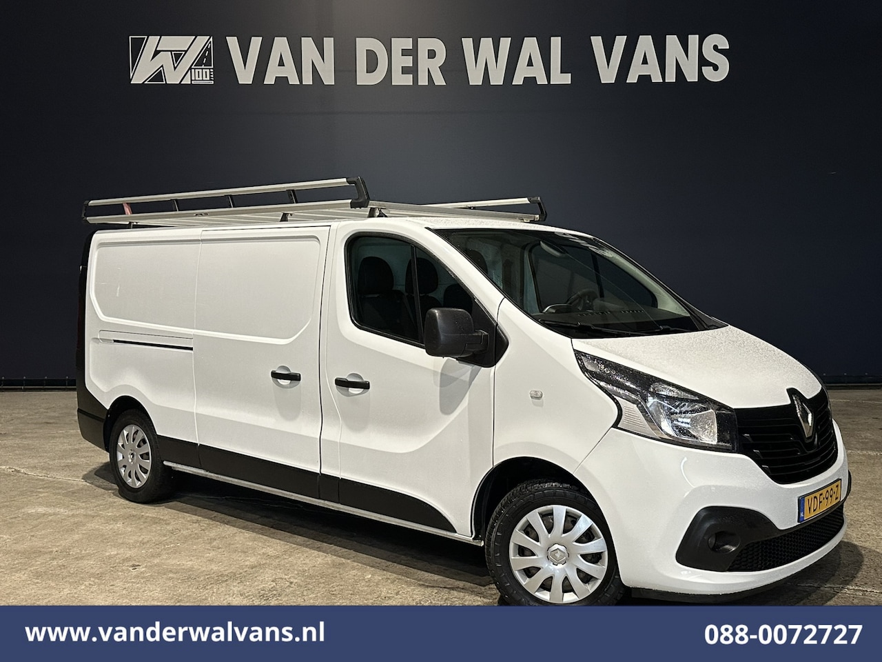 Renault Trafic - 1.6 dCi 126pk L2H1 Euro6 Airco | Imperiaal | Navigatie | Camera | Trekhaak Cruisecontrol, - AutoWereld.nl