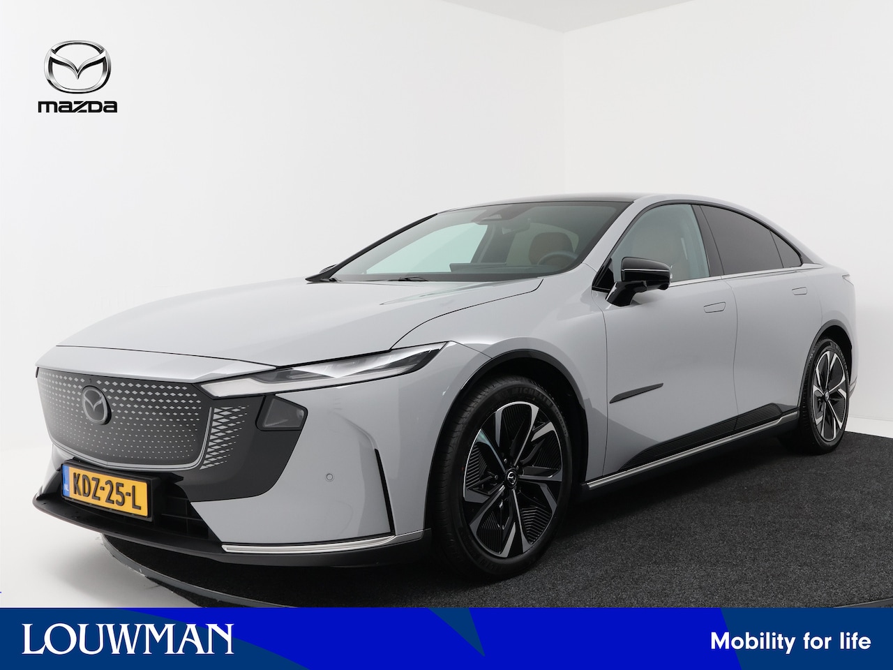 Mazda 6e - Takumi Plus 68.8 kWh | *Demo* | Leder | 360 camera | - AutoWereld.nl
