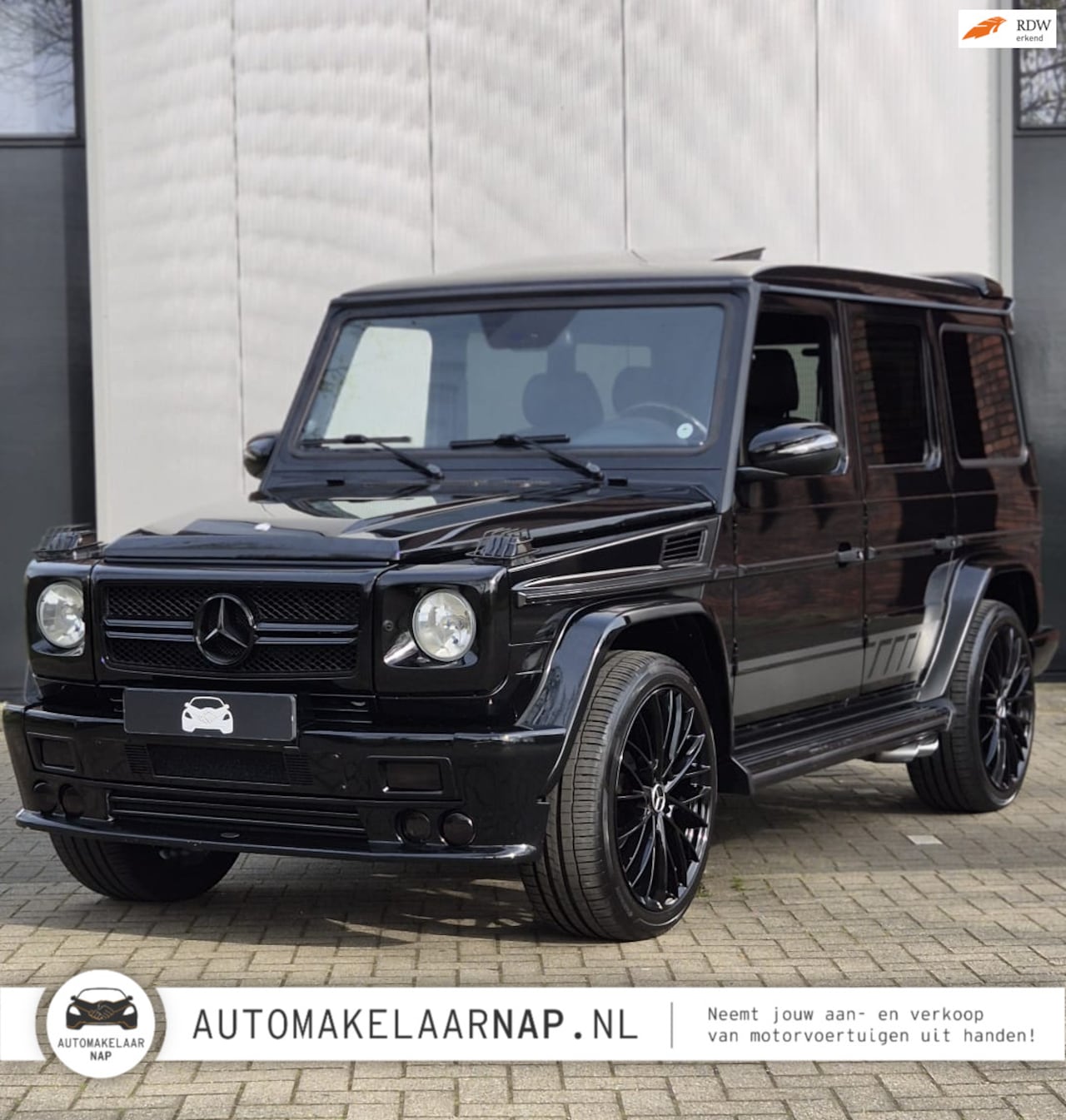 Mercedes-Benz G-klasse - / G55 / AMG BODY / GROOT ONDERHOUD - RIJKLAAR !! / All-BLACK / Alcantara Hemel / Trekhaak - AutoWereld.nl