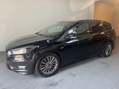 Ford Focus Wagon - 1.0 ST-Line Night Edition