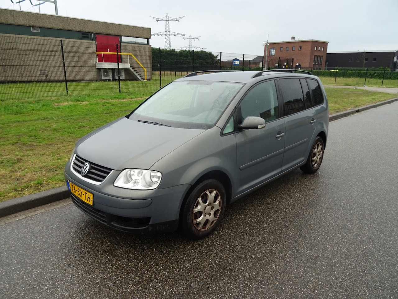 Volkswagen Touran - 1.6-16V FSI Trendline 1.6-16V FSI Trendline - AutoWereld.nl