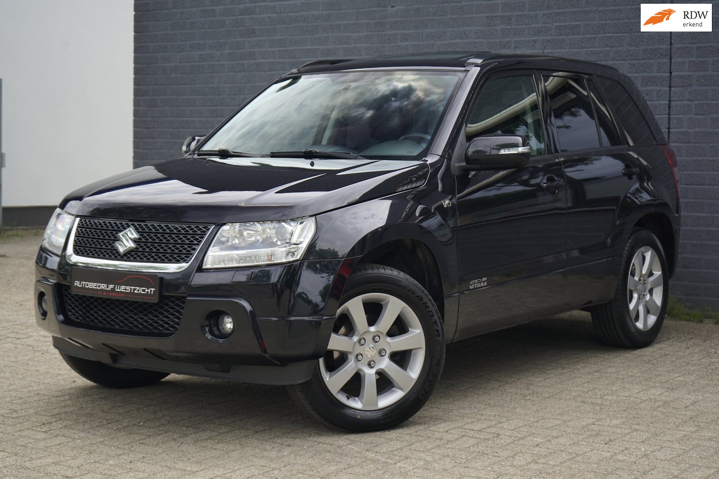 Suzuki Grand Vitara - 3.2 V6 VVT 20 Jahre, Automaat, Trekhaak - AutoWereld.nl