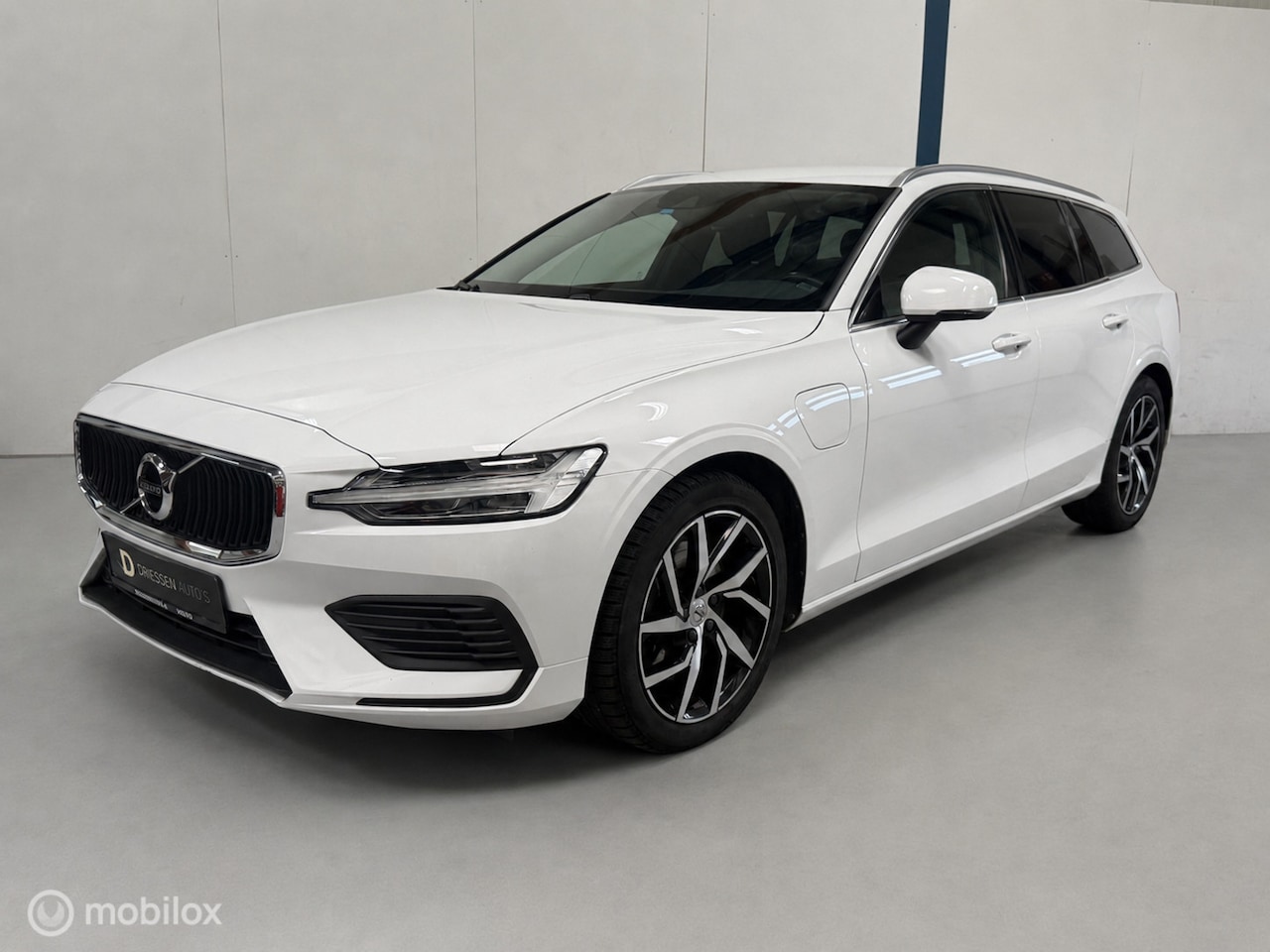 Volvo V60 - 2.0 T6 Twin Engine AWD Inscription ADAPTIVE CRUISE - AutoWereld.nl