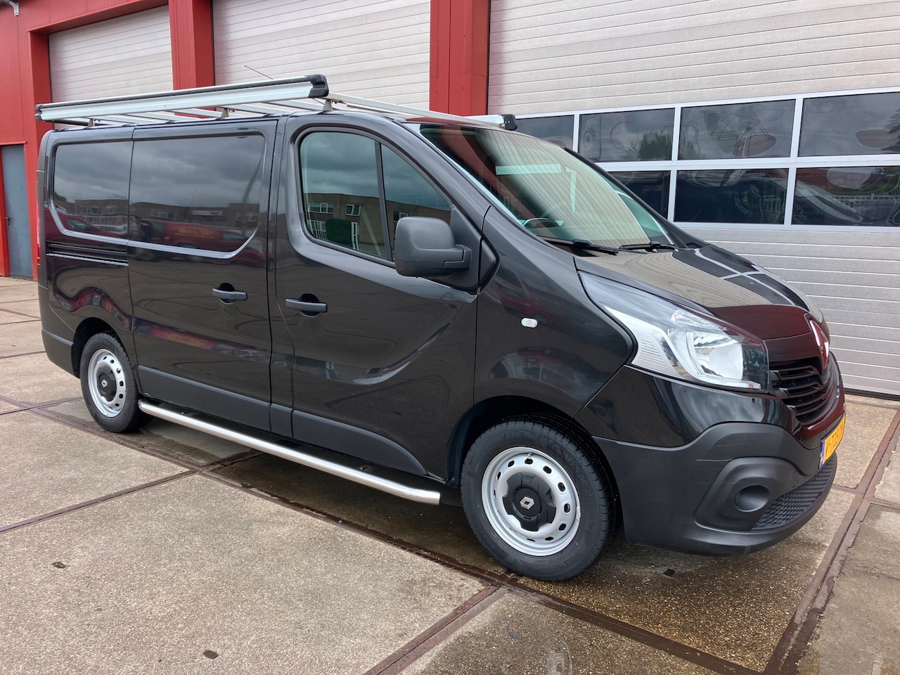 Renault Trafic - 1.6 dCi T27 L1H1 Comfort 1.6 dCi T27 L1H1 Comfort - AutoWereld.nl