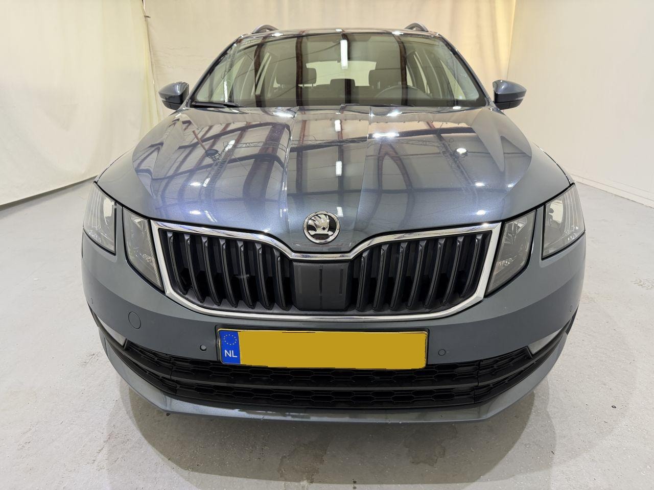 Skoda Octavia Combi - 1.5 TSI Style Aut7 - AutoWereld.nl
