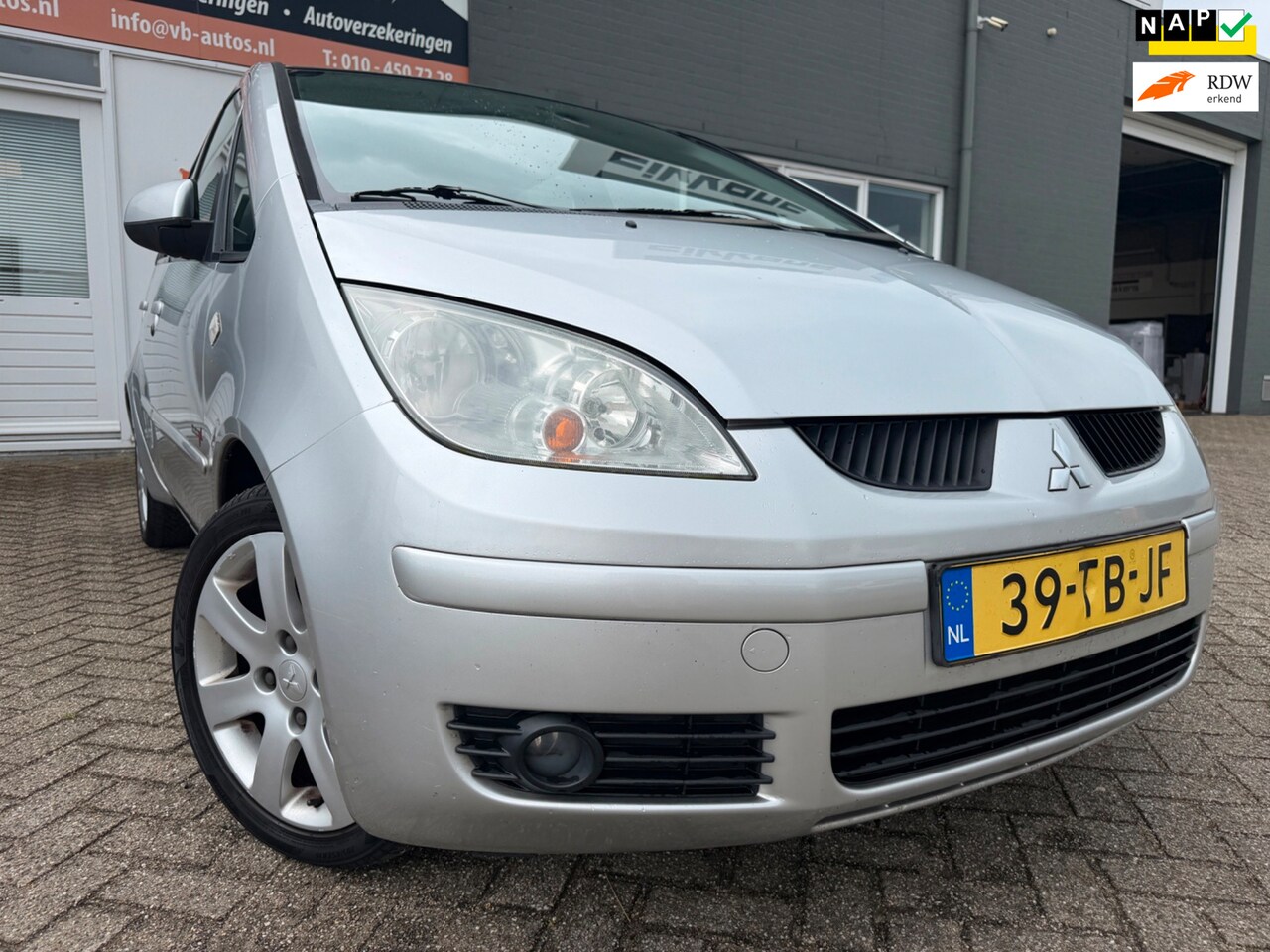 Mitsubishi Colt - 1.3 Heartbeat 5 drs met airco en met nieuwe Apk - AutoWereld.nl