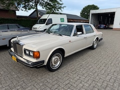 Rolls-Royce Silver Spirit - 6.8 V8 Linksgestuurd