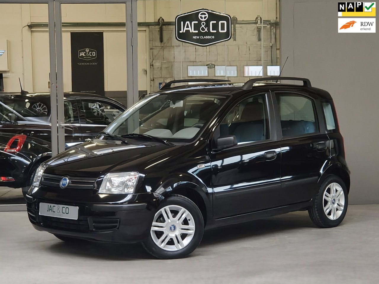 Fiat Panda - 1.2 Emotion Clima automaat - AutoWereld.nl