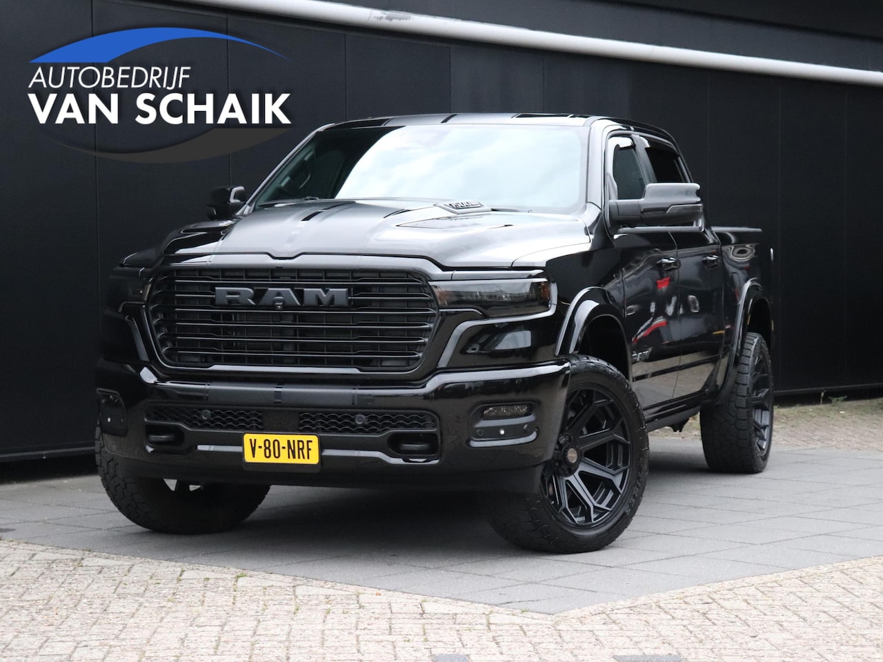 Dodge Ram 1500 - 3.0 TT SST LARAMIE NIGHT | PANO-DAK | HEAD-UP | LUCHTVERING | TREKHAAK | STOELVERK. | CAME - AutoWereld.nl