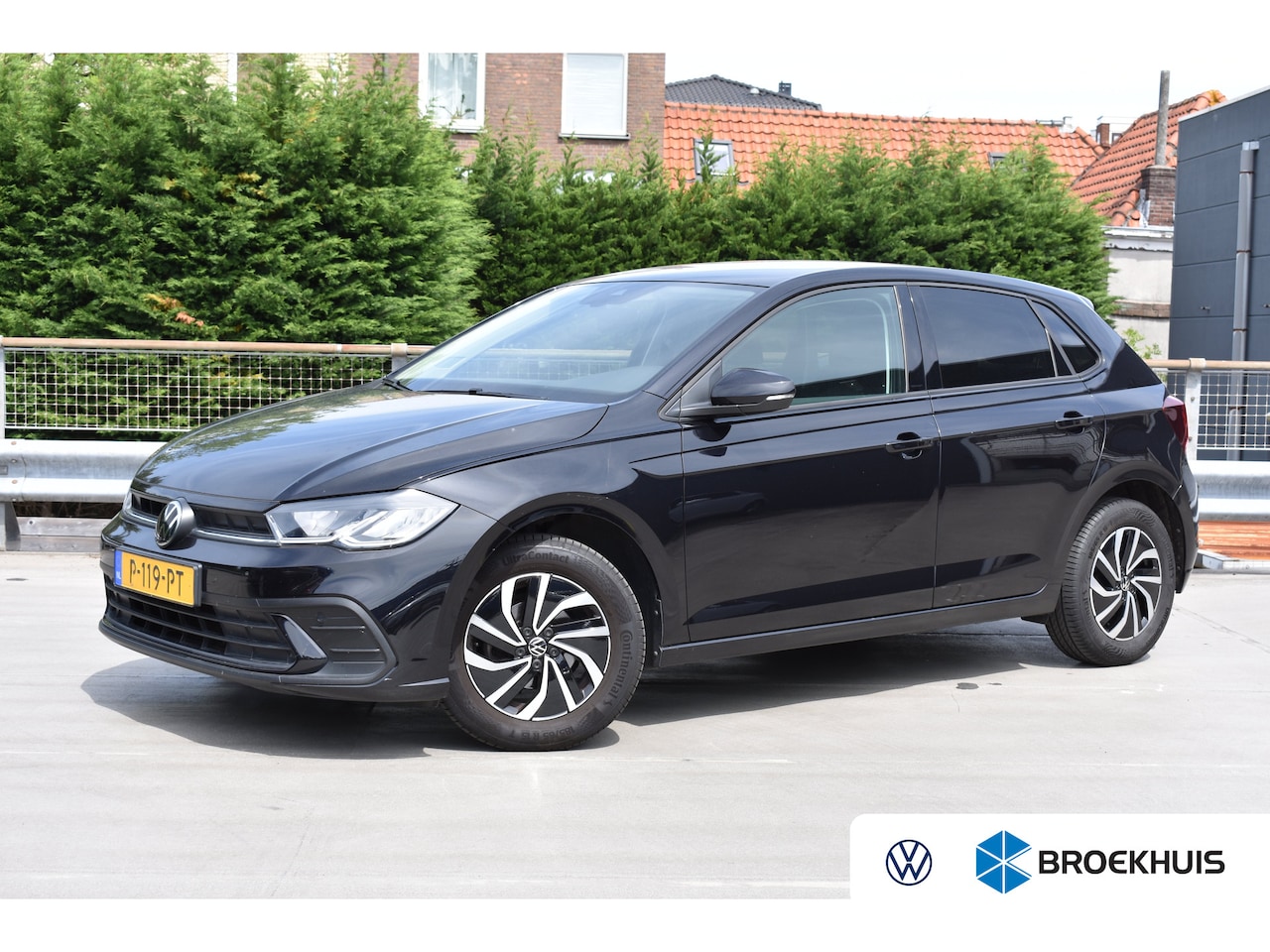 Volkswagen Polo - 1.0 TSI Life Rijstrookbehoudassistent (Lane Assist) | Zijruiten achter en achterruit getin - AutoWereld.nl