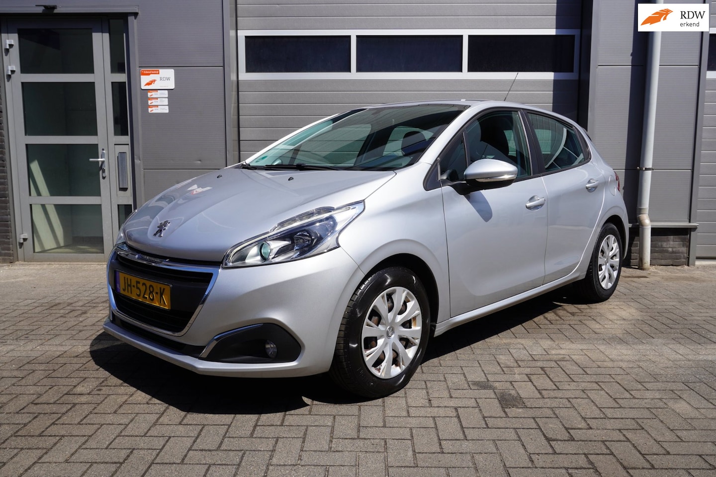 Peugeot 208 - 1.2 PureTech Blue Lion|Distributie vv in 2024 - AutoWereld.nl