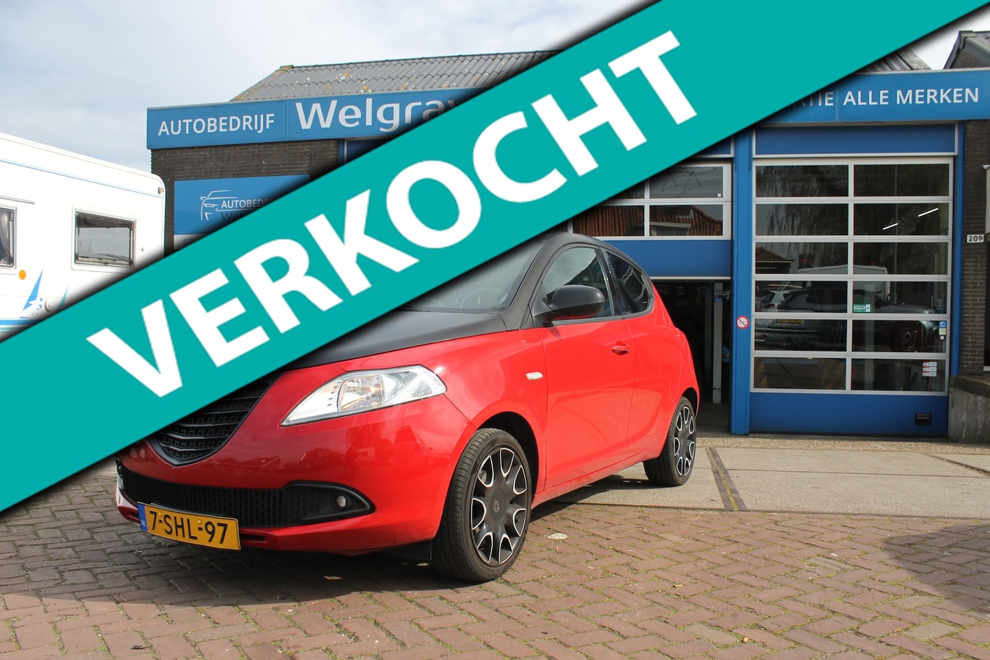 Lancia Y(psilon) - Ypsilon 0.9 TwinAir S MomoDesign 1 eig. 81000 km - AutoWereld.nl