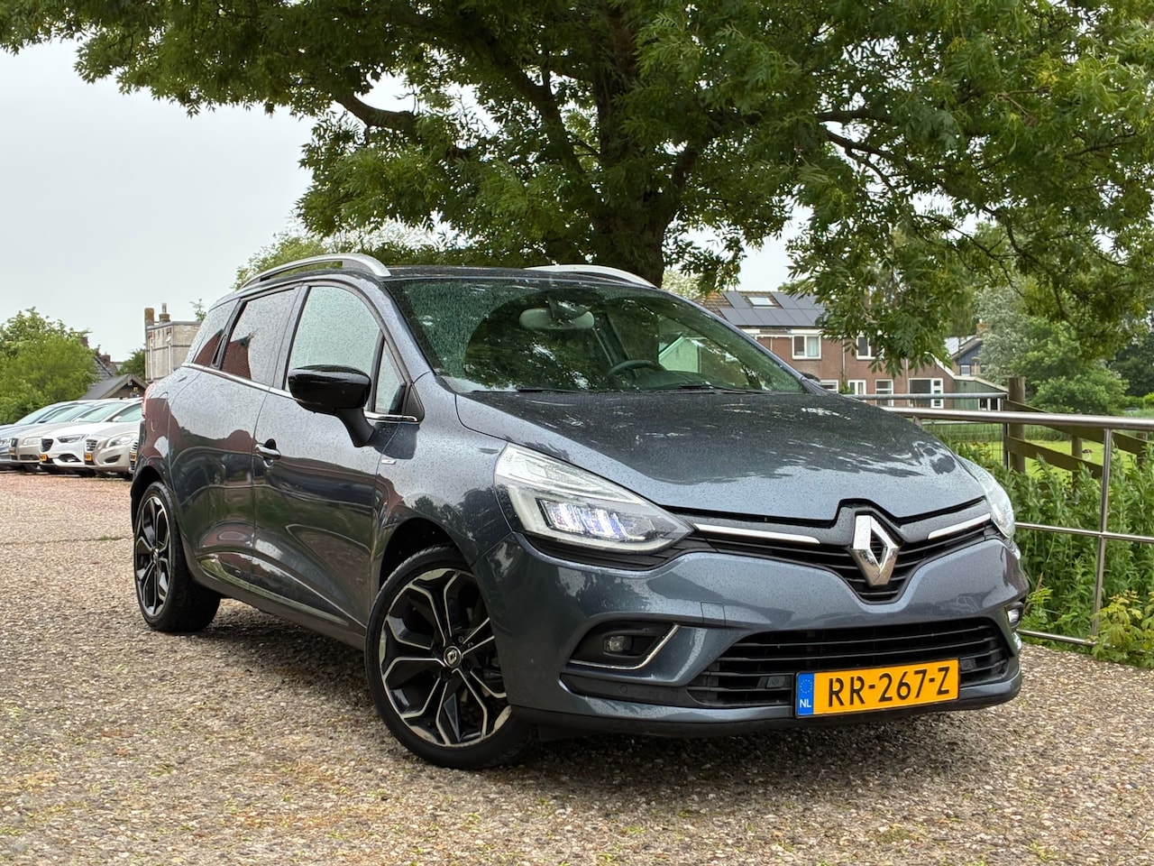 Renault Clio Estate - 1.2 TCe Bose | Automaat + Cruise + Clima + Navi nu € 7.975,-!!! - AutoWereld.nl