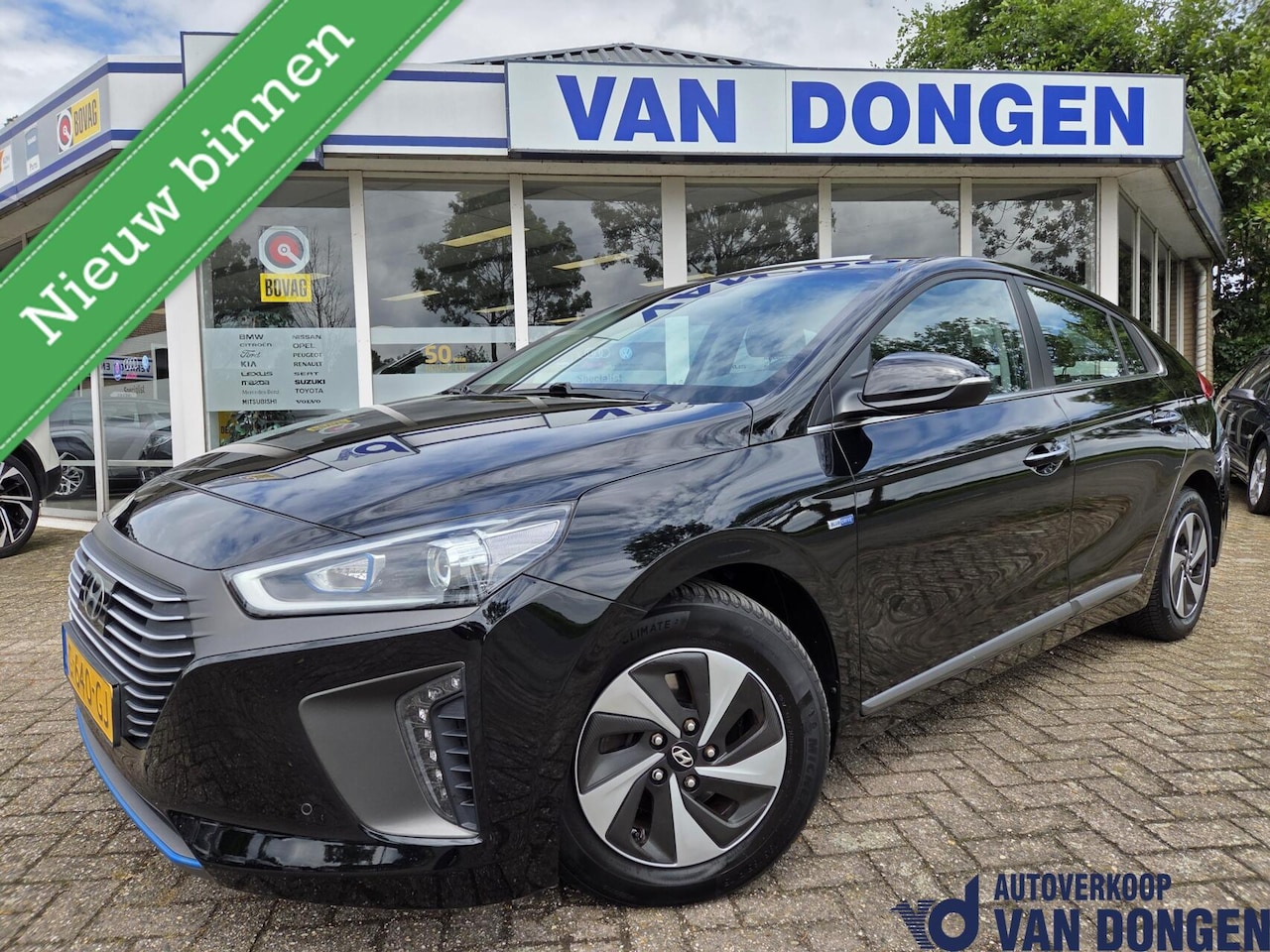 Hyundai IONIQ - 1.6 GDi Hybrid Premium Sky | Full Options / Dealer onderhouden! - AutoWereld.nl