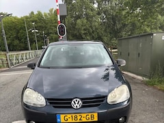 Volkswagen Golf - 1.6 Trendline