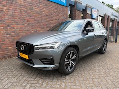 Volvo XC60 - 2.0 B4 R-Design|Camera|Leder|Stoel en stuur verwarming|