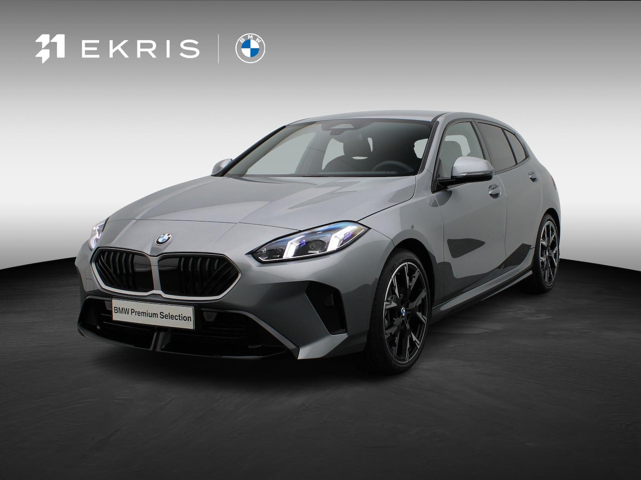 BMW 1-serie - 120 M Sportpakket Pro | Premium Pack | M Adaptief Onderstel | Parking Assistant | 18'' | E - AutoWereld.nl