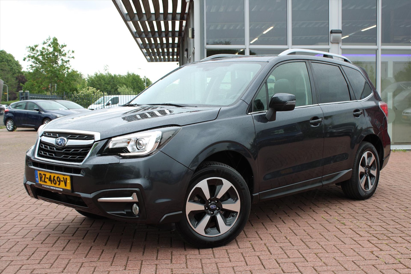 Subaru Forester - 2.0i 150pk AWD Automaat Premium, Trekhaak, Schuifdak - AutoWereld.nl