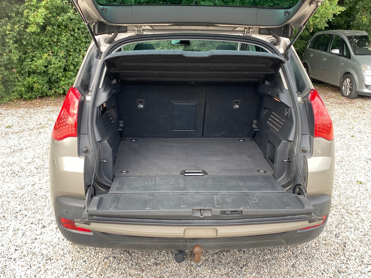 Peugeot 3008 - 1.6 THP Allure AUTOMAAT - PANO DAK - NAVI - CRUISE - NAP