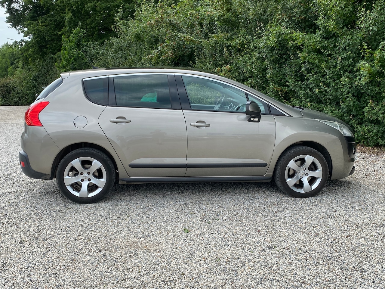 Peugeot 3008 - 1.6 THP Allure AUTOMAAT - PANO DAK - NAVI - CRUISE - NAP