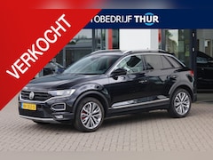 Volkswagen T-Roc - 1.5 TSI Sport NL auto 1ste eigenaar door ons onderhouden, 18" LMV, trekhaak, privacy glas,
