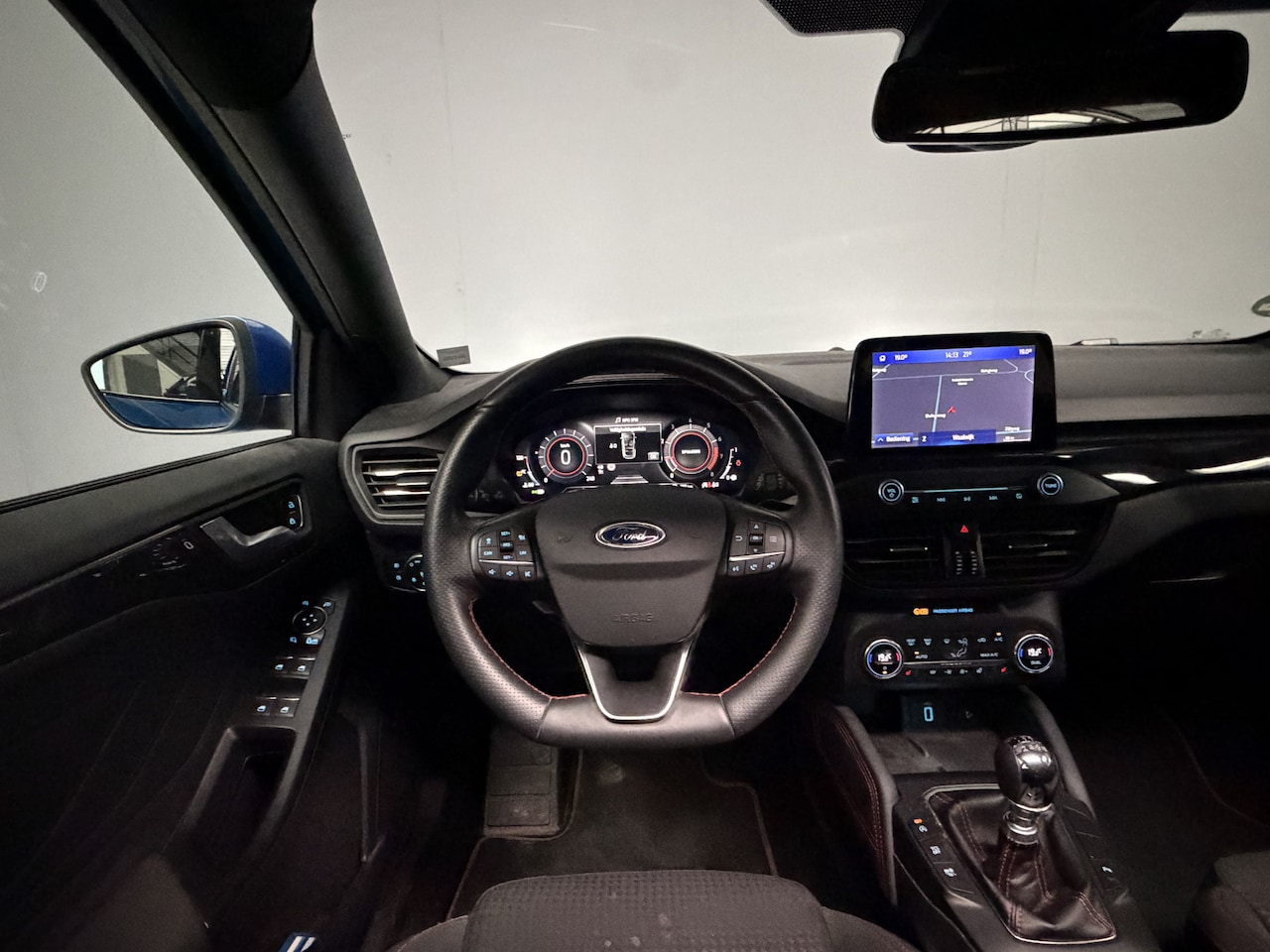 Ford Focus Wagon - 1.0 EB Hybrid ST Line X 155pk|Pano|Led|Adapt-Cruise|Winterpack - AutoWereld.nl