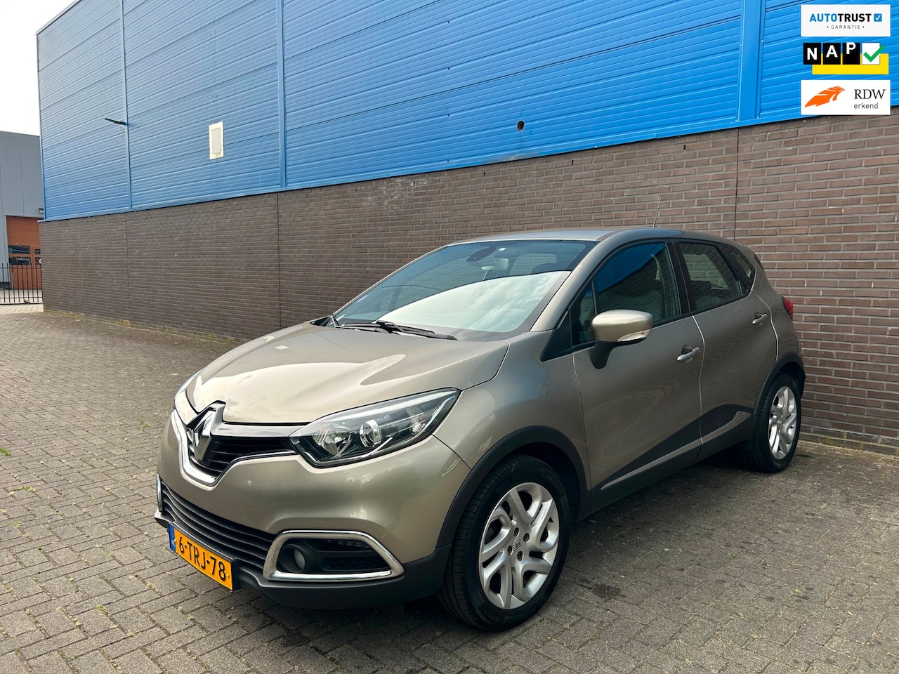 Renault Captur - Dynamique | Climate | Camera | Cruise | Navigatie | Parkeersensoren | 17” LM Velgen | Star - AutoWereld.nl
