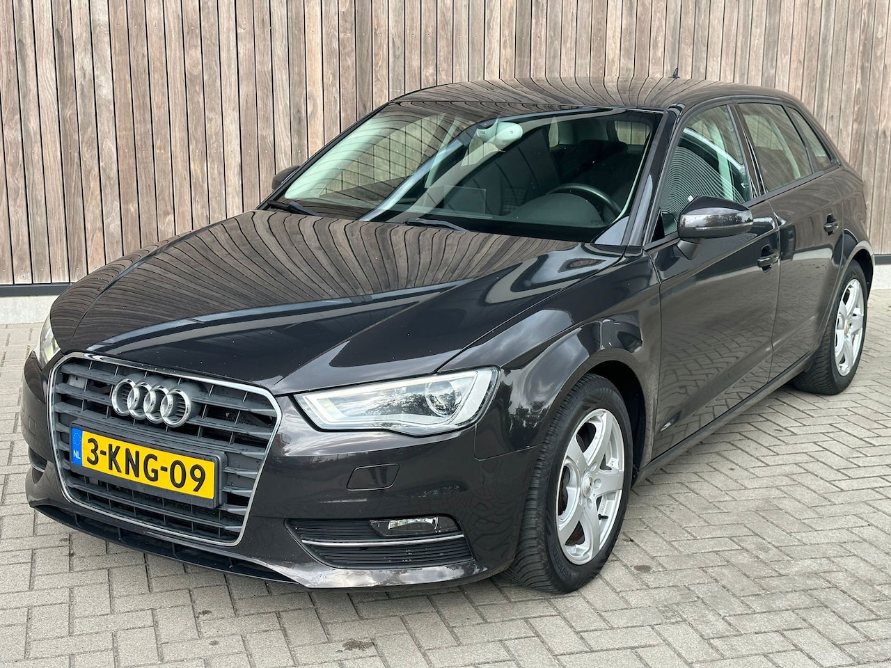 Audi A3 Sportback - 1.6 TDI | XENON | NAVI | CLIMA | - AutoWereld.nl
