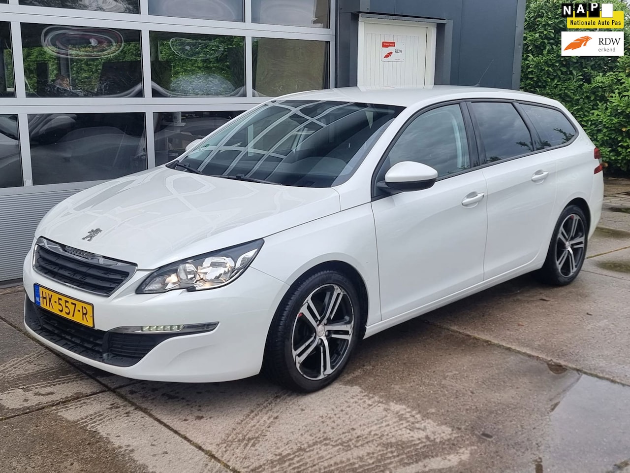Peugeot 308 SW - 1.6 BlueHDI Blue Lease Pack 1.6 BlueHDI Blue Lease Pack - AutoWereld.nl