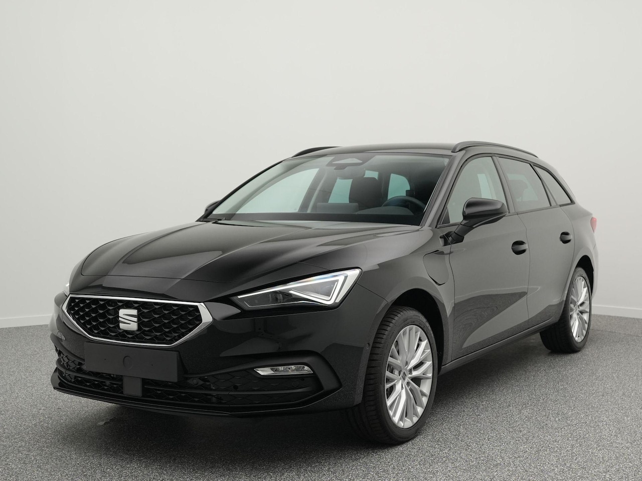 SEAT Leon Sportstourer - Style Business Intense 1.5 TSI eHybrid 204PK | Trekhaak | Matrix LED | Navigatie | Adaptie - AutoWereld.nl