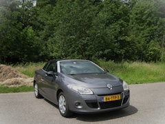 Renault Mégane coupé cabriolet - 1.4 TCE Privilège . 2 Drs . Airco . Elec dak . Leder intrieur . Stoelverwarming