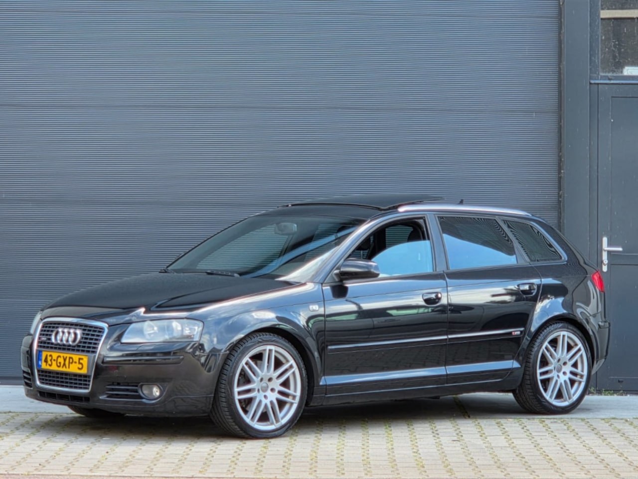 Audi A3 Sportback - 2.0 TFSI Ambition S-Line Automaat Panodak apk'27! - AutoWereld.nl
