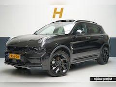 Lynk & Co 01 - 1.5 | Zwart optiek | 360 camera | Panoramadak | Navigatie | Memory | Apple CarPlay