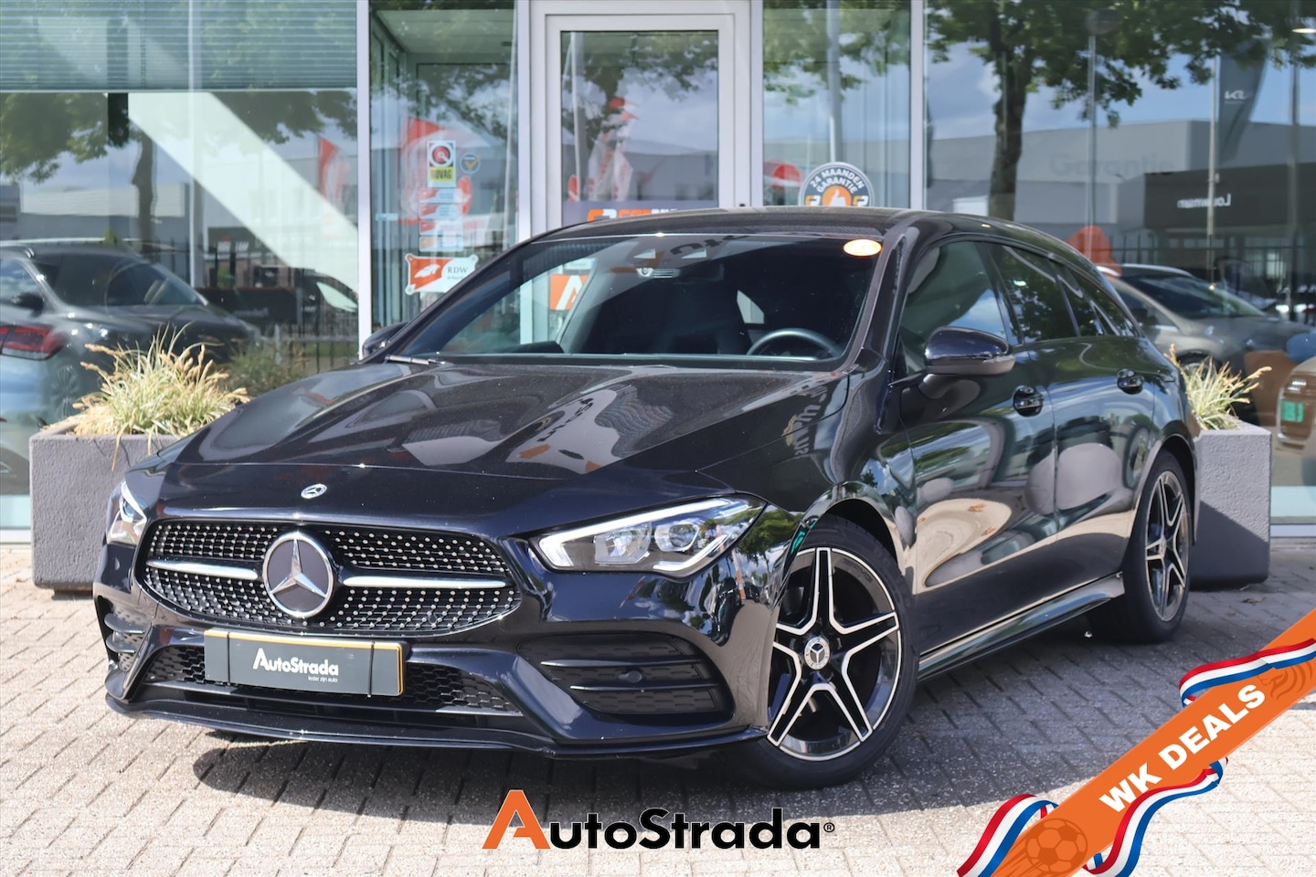 Mercedes-Benz CLA-klasse Shooting Brake - 180 AMG-Line 136pk 7G-DCT | LED | Sfeer | MBUX | Carplay | Navi | Camera | Climate | Cruis - AutoWereld.nl