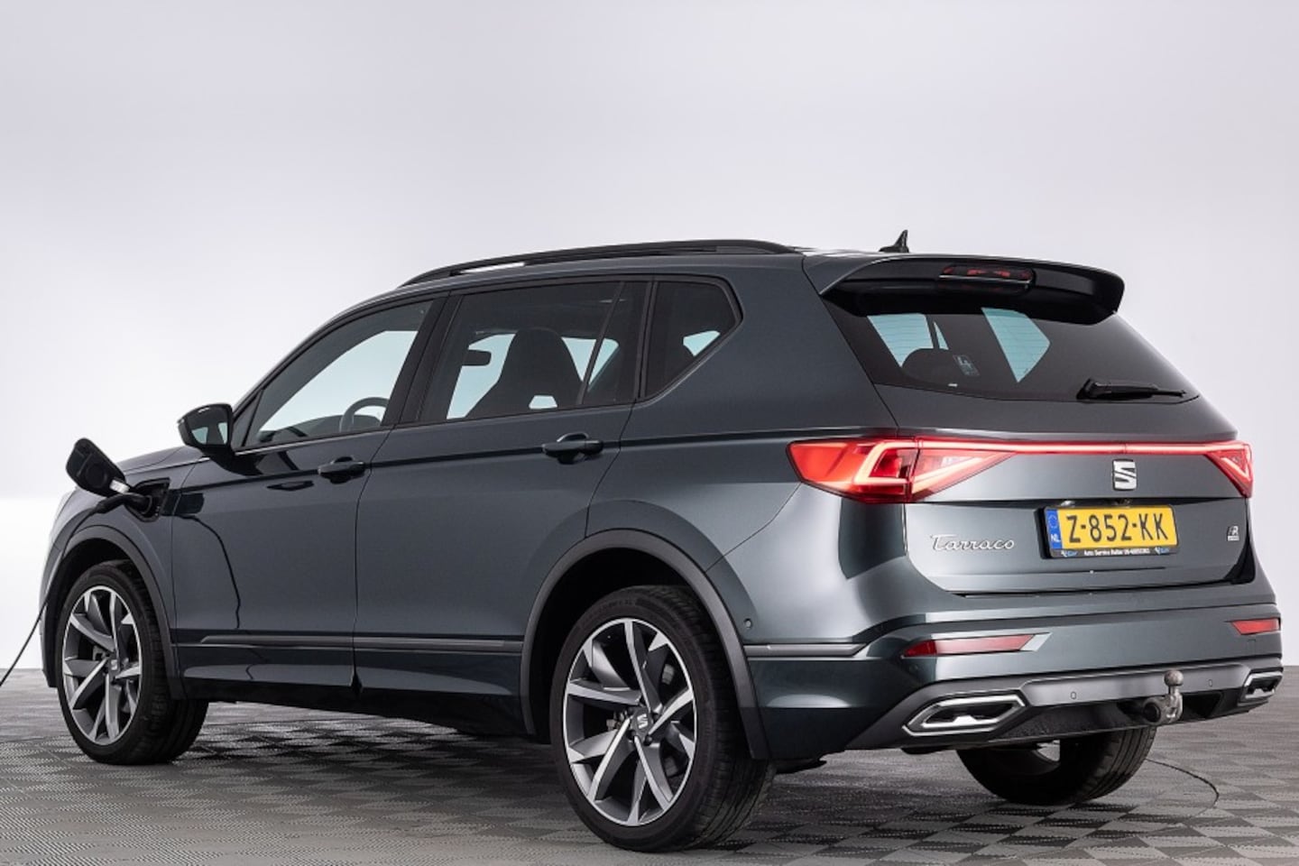 SEAT Tarraco - 1.4 TSI e-Hybrid PHEV FR Business | PANORAMADAK | Trekhaak ✅ 1e Eigenaar . - AutoWereld.nl