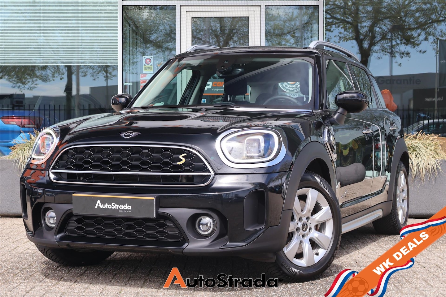 MINI Countryman - Mini (f60) 1.5 Cooper S E 220pk ALL4 | Camera | Carplay | Navigatie | Virtual | Keyless | - AutoWereld.nl