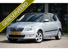 Skoda Fabia - 1.2 TSI Tour | Navi | Cruise | Airco | Trekhaak | 4 Season | Android Auto