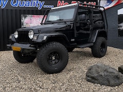 Jeep Wrangler - 4.0i -THE BLACK GIANT