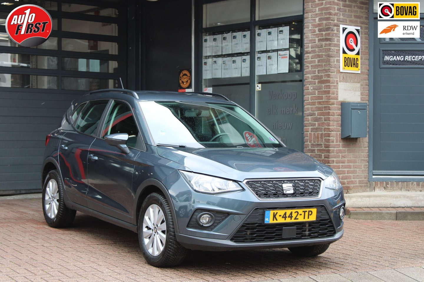 SEAT Arona - 1.0 TSI Business Intense Automaat // Carplay // Navi // PDC // All season - AutoWereld.nl