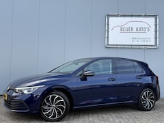 Volkswagen Golf - 1.5 TSI Life Business Carplay/LED/17inch