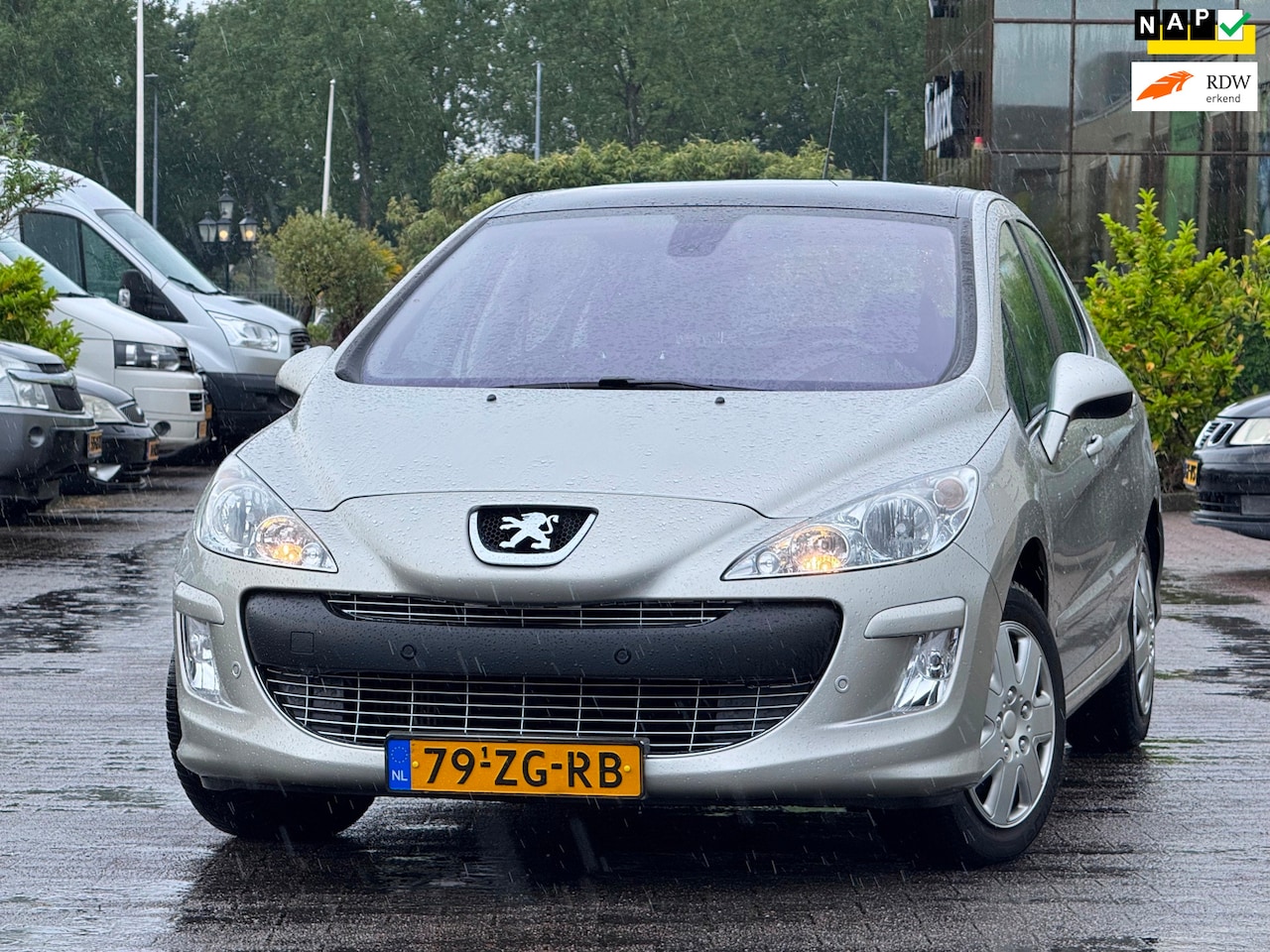 Peugeot 308 - 1.6 THP XT | Automaat | Leder stoelen | Panoramadak | Parkeersensoren | Cruise control | C - AutoWereld.nl