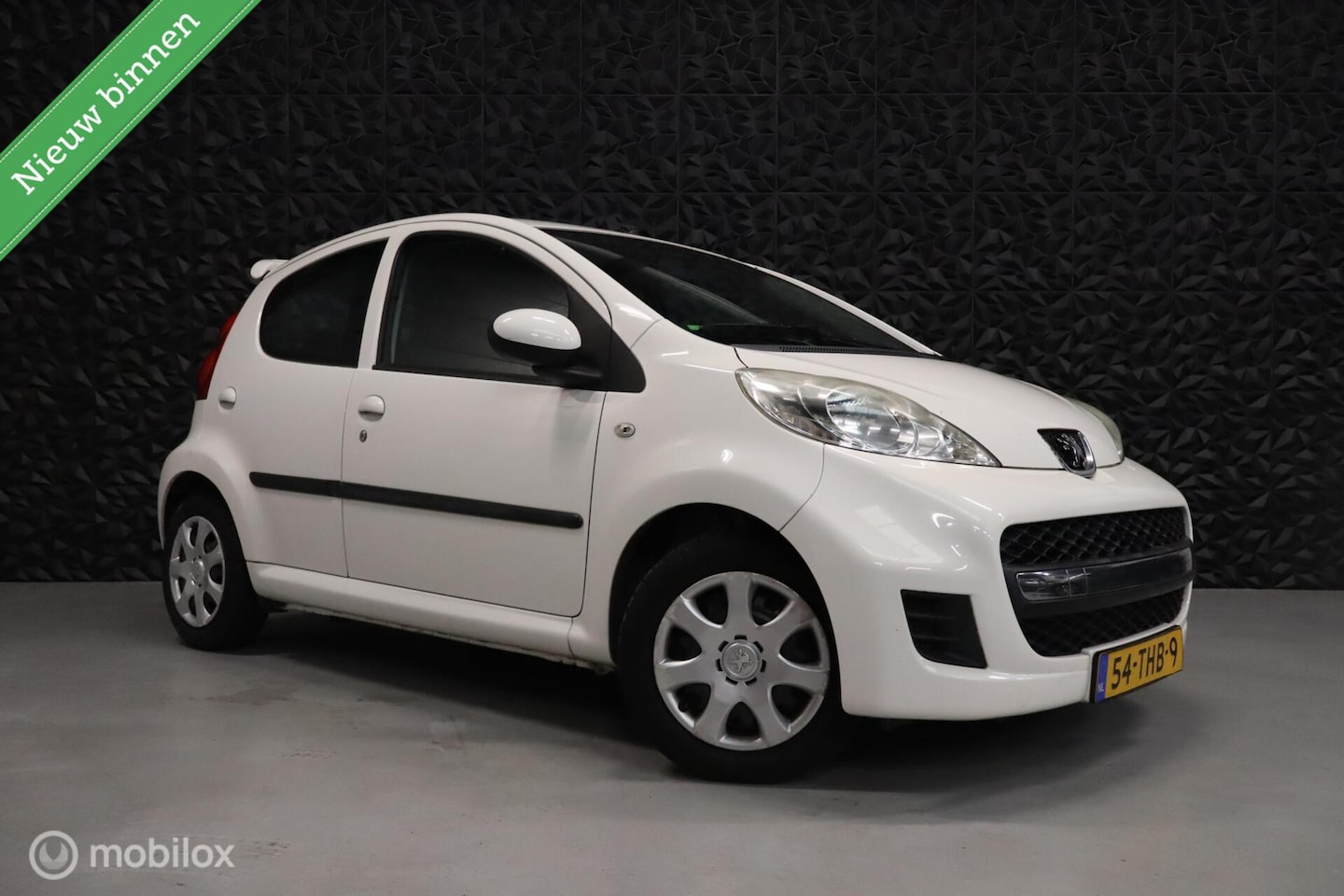 Peugeot 107 - 1.0-12V XS GT Line | AC | 5DR | Nieuwe APK! - AutoWereld.nl