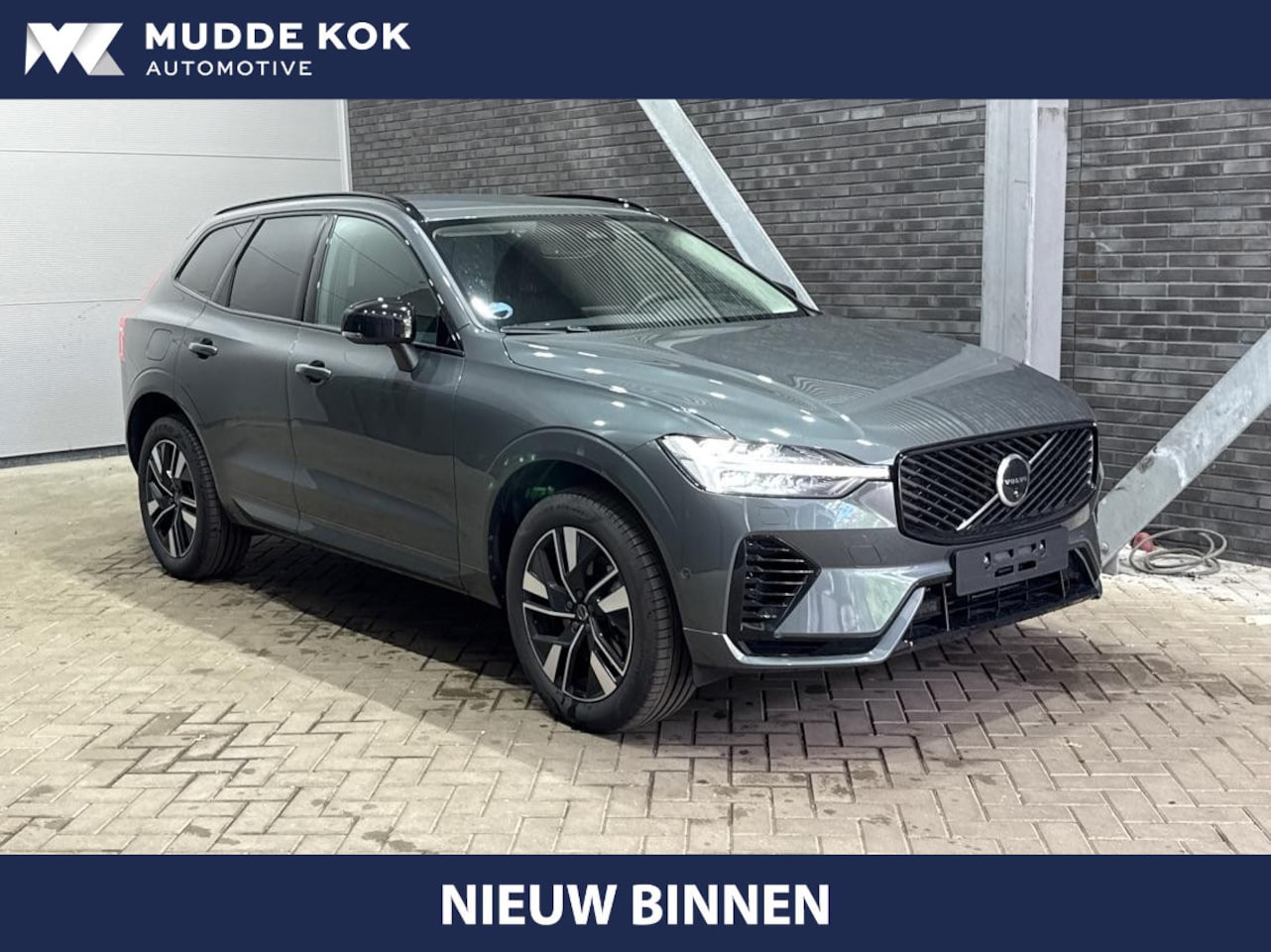 Volvo XC60 - 2.0 T8 Plug-in hybrid AWD Plus Dark | ACC | Harman/Kardon | 360° Camera | Stoel+Stuurverwa - AutoWereld.nl