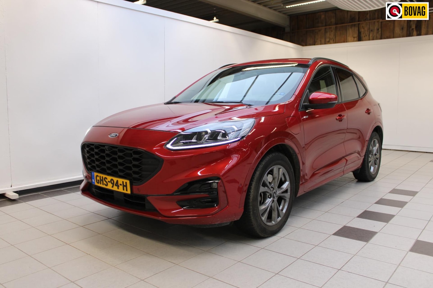 Ford Kuga - 2.5 PHEV ST-Line X - Trekhaak, Camera, Stoel/stuur/voorruit verwarming, - AutoWereld.nl