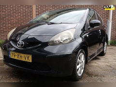 Toyota Aygo - 1.0-12V *Rijklaarprijs *Airco *NAP