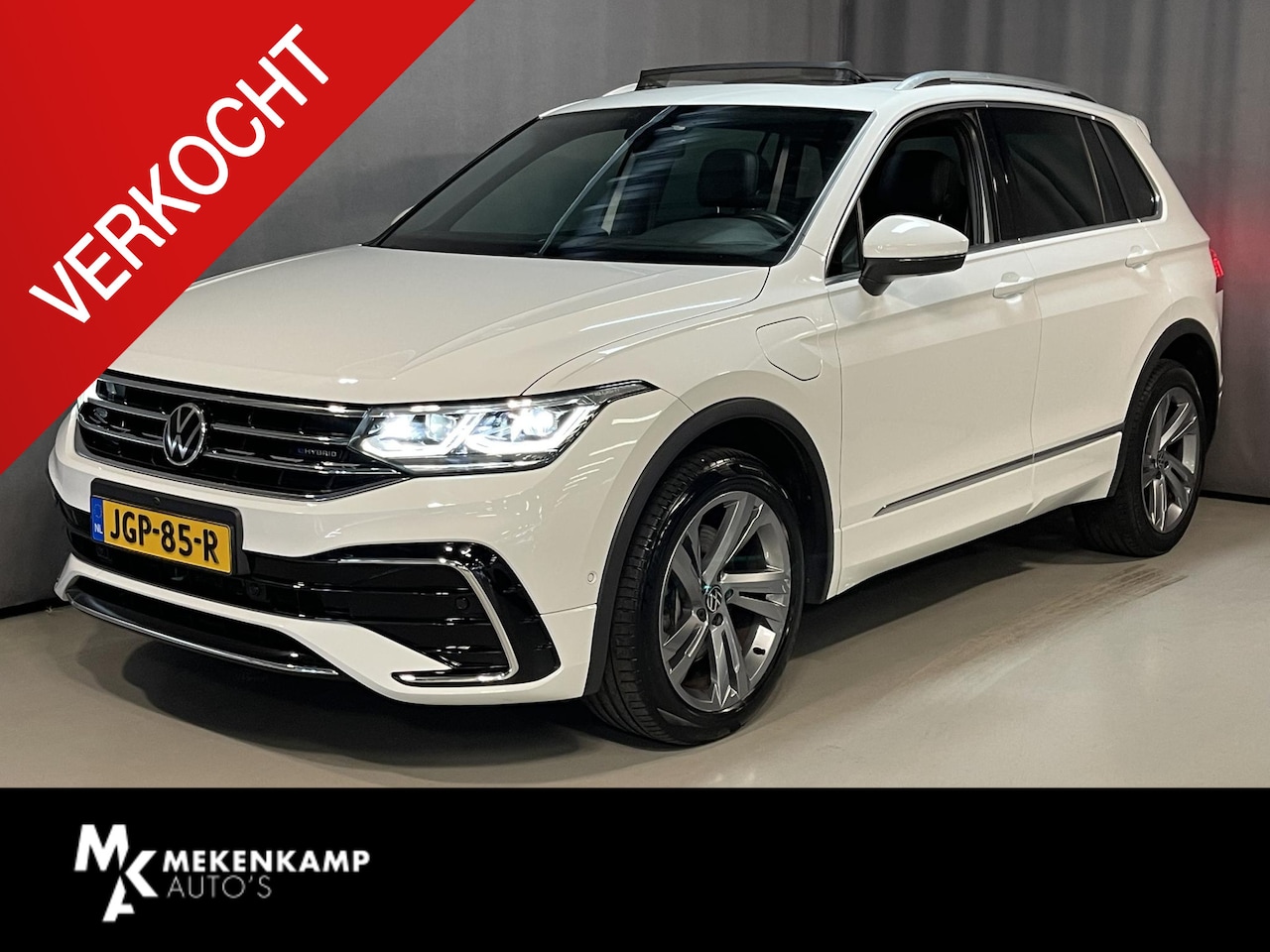 Volkswagen Tiguan - 1.4 TSI eHybrid R-Line Business+ 19"/VOL Leder + memory/Panoramadak/Trekhaak/360 camera/El - AutoWereld.nl