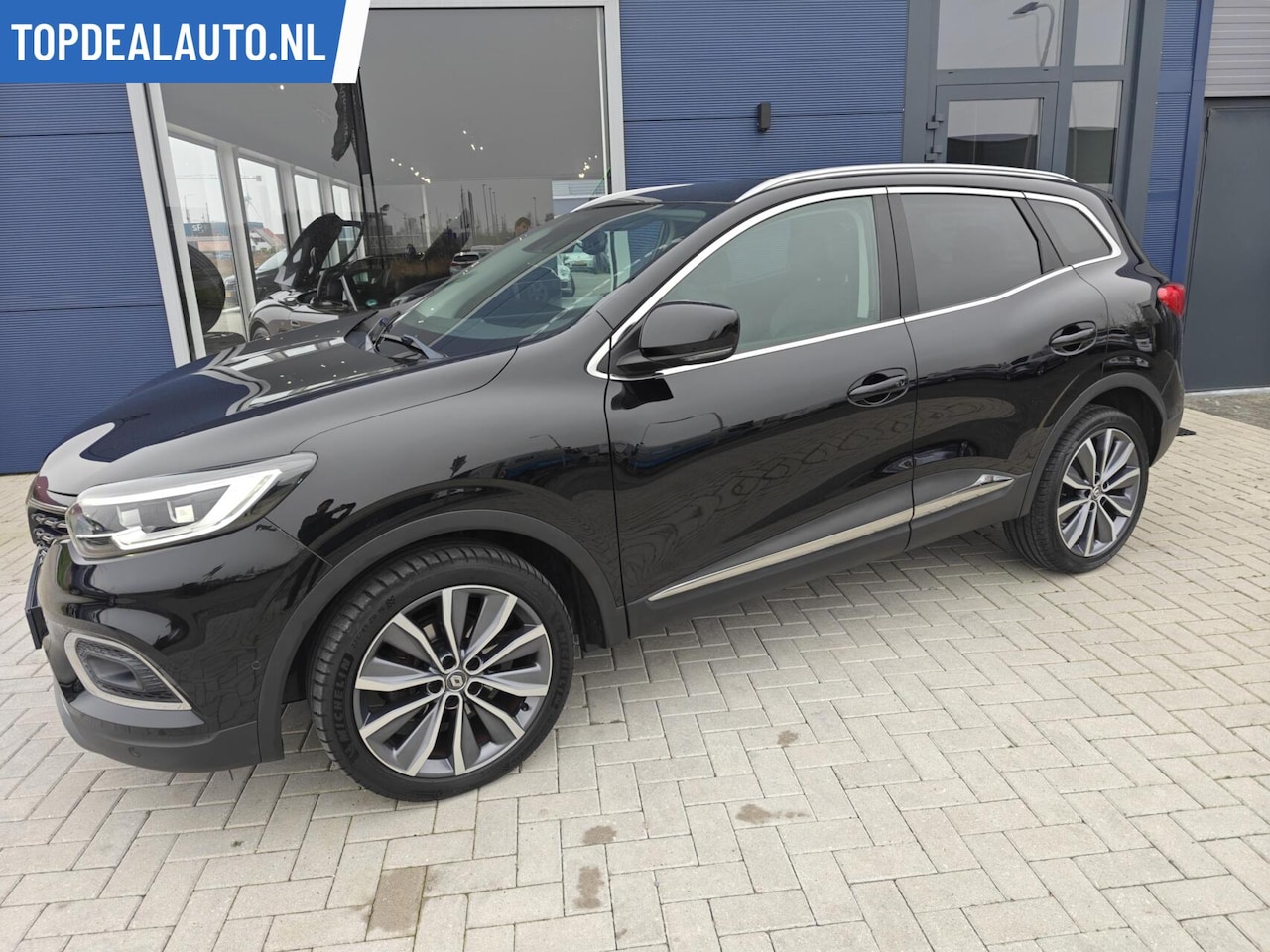 Renault Kadjar - 1.3 TCe Zen Navi/Cruise/Leder/Keyless/Nieuw - AutoWereld.nl
