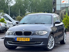 BMW 1-serie - 116i High Executive | 17 inch | Airco | Stoelverwarming | 2 sleutels | Getint ramen | elek